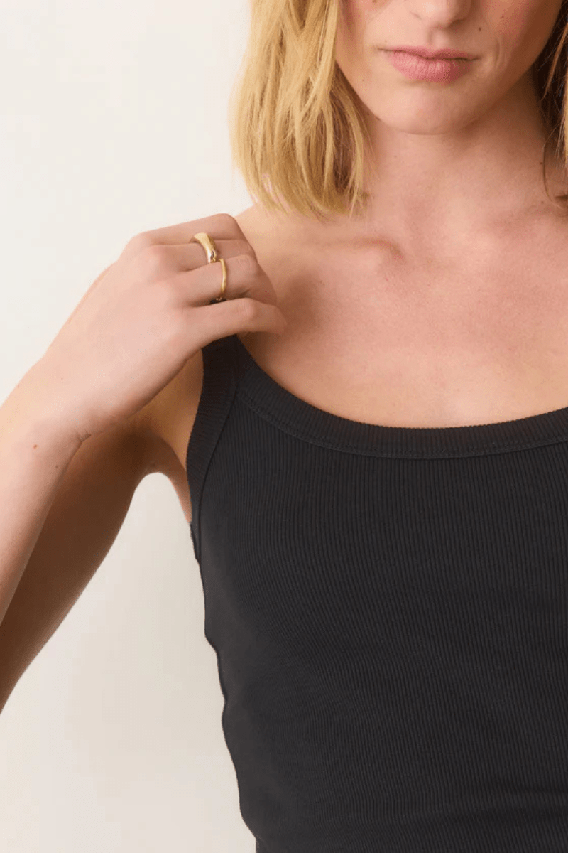 Lexi Rib Sun - In Cami in Black - Marine Layer - Archery Close