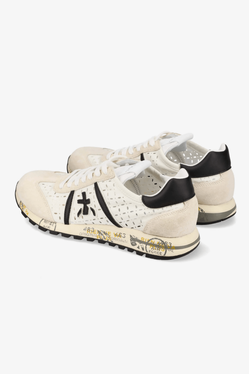 Lucy D 7413 - Premiata - Archery Close