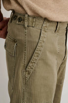 Alex Mill Field Pant in Herringbone - Vintage Olive