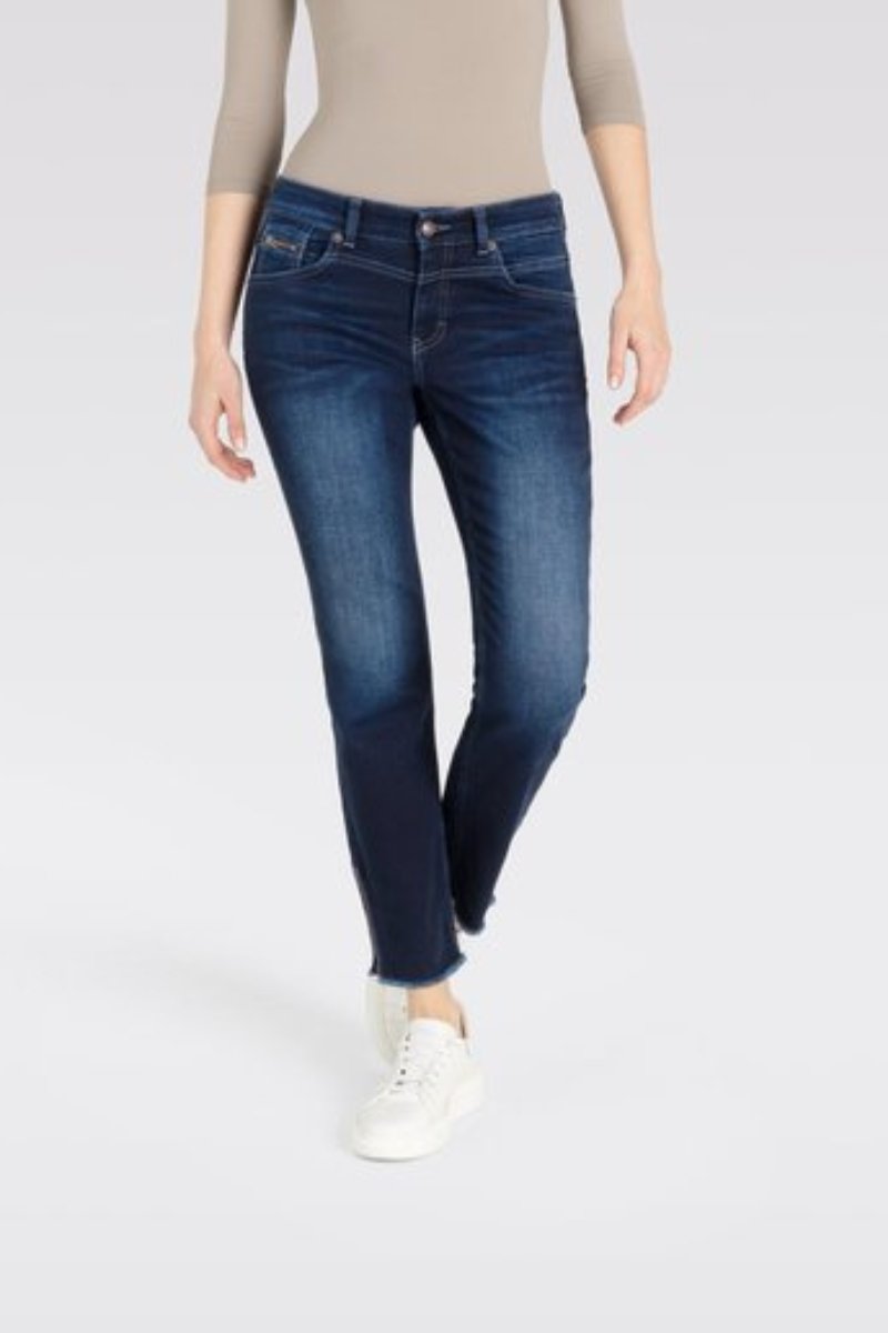 Rich Slim Chic in dark blue bright - MAC Jeans - Archery Close