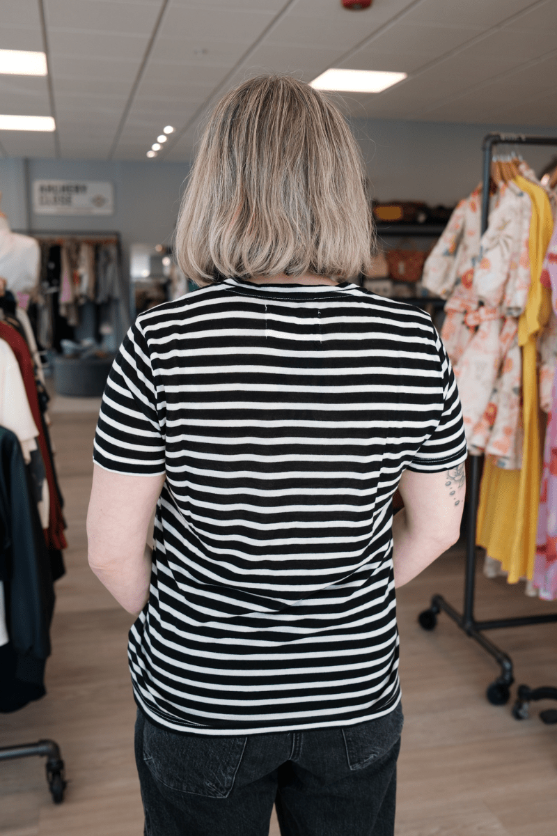 Striped V - Neck - Archery Close - Archery Close